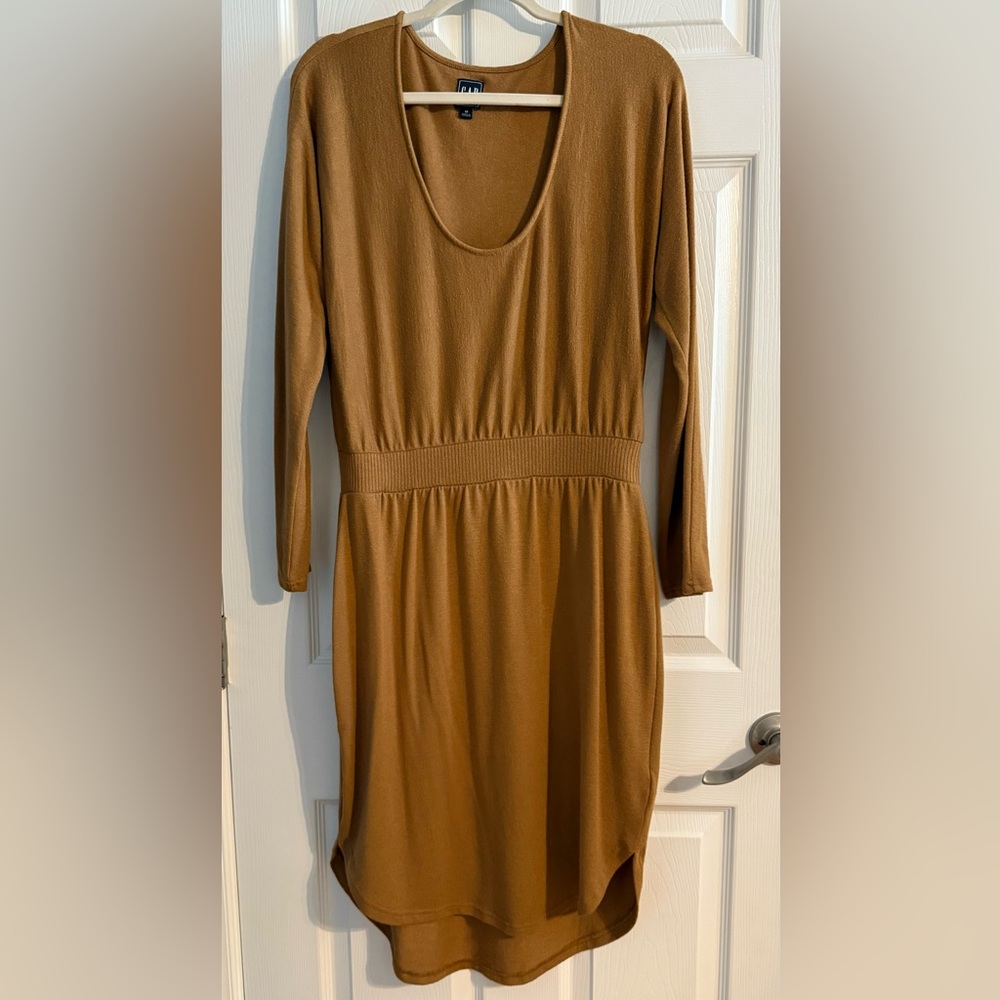 GAP Caramel Brown Knit Dress – Size M